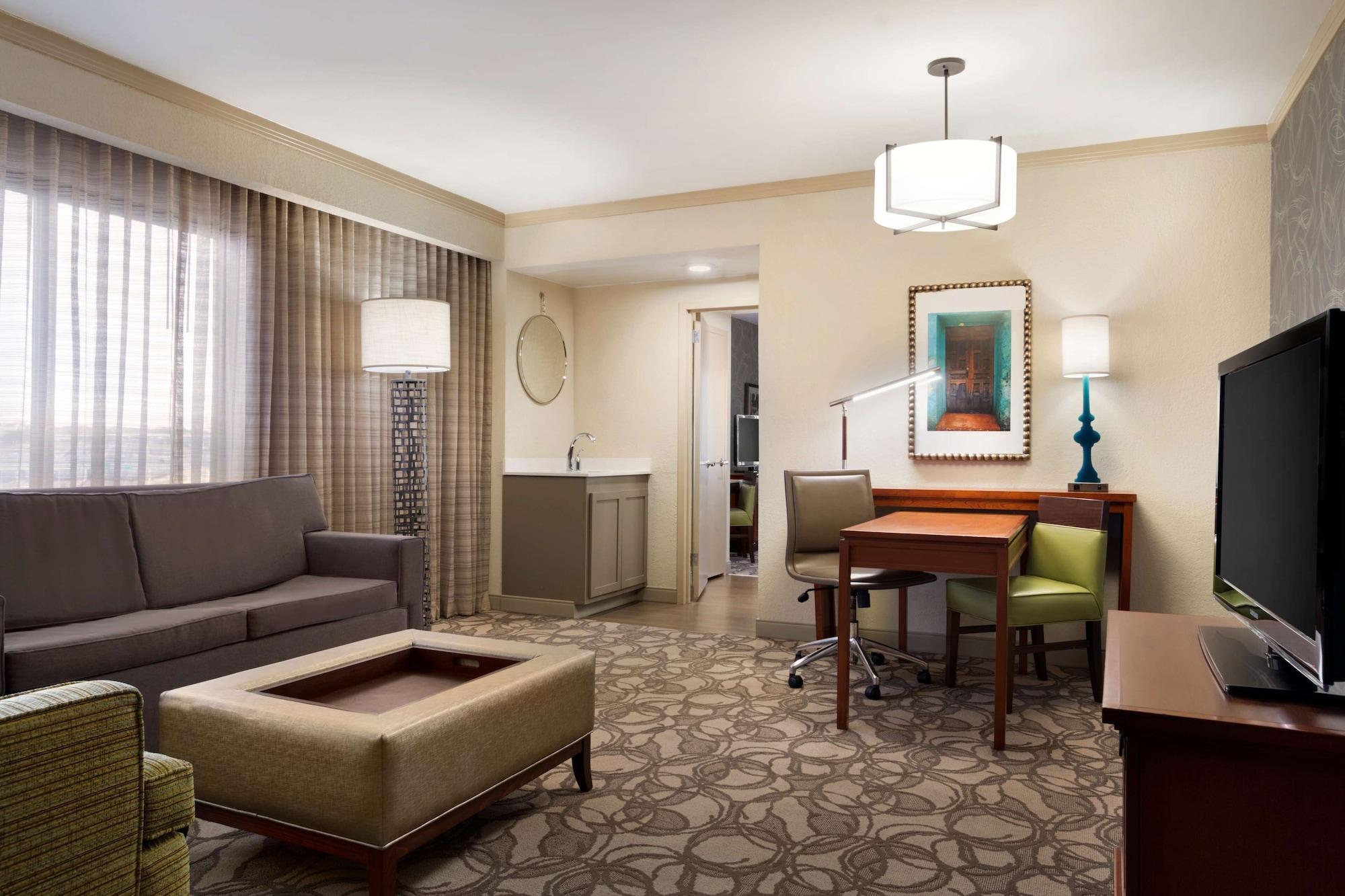 Embassy Suites San Antonio Airport מראה חיצוני תמונה