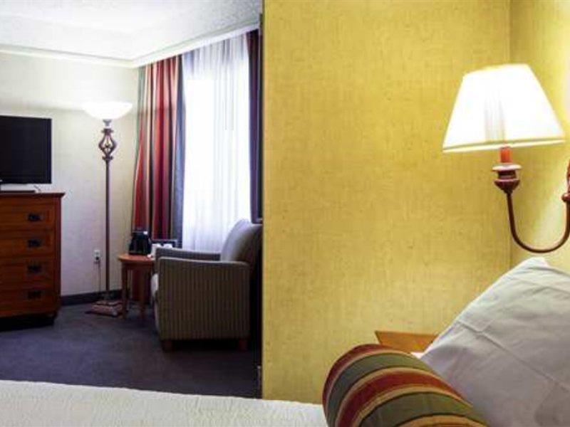 Embassy Suites San Antonio Airport מראה חיצוני תמונה